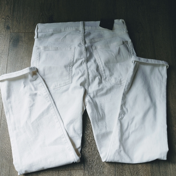 Banana Republic Ultra High-Rise Slim White Jeans Size 12 (31) - Picture 5 of 8